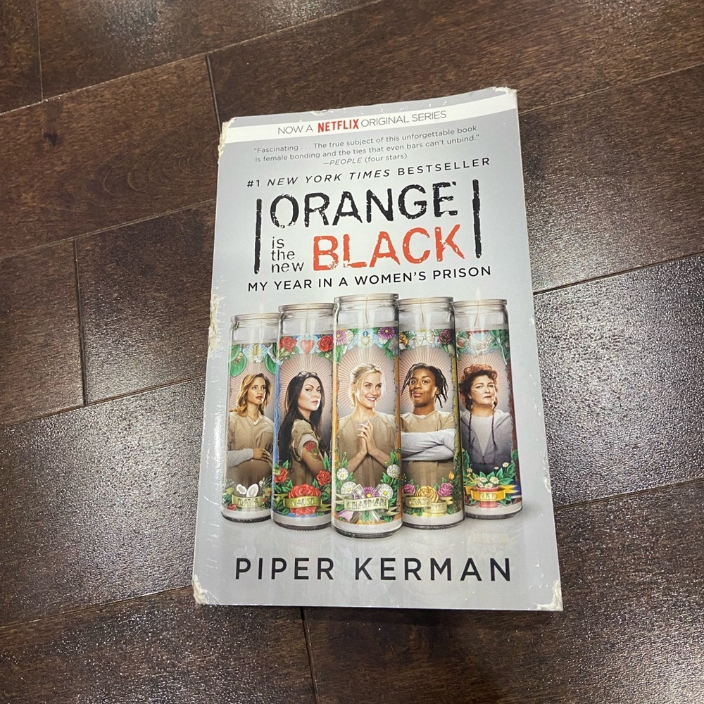 ❗️Free Add On❗️Orange is the new black paperback